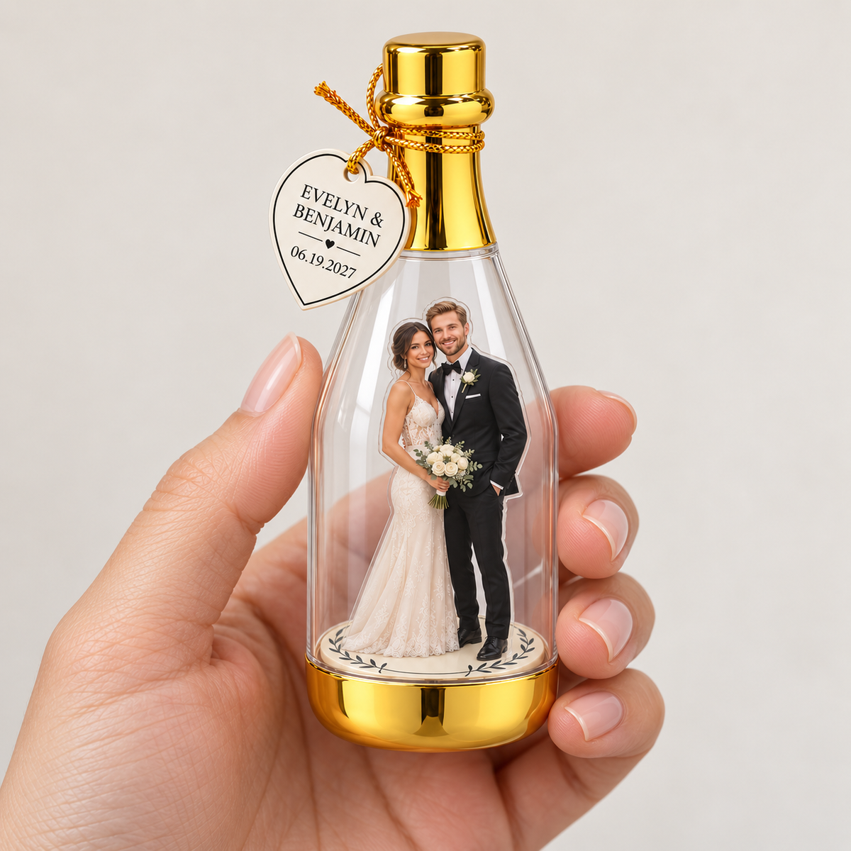 Minimal Couple personalized photo standee bottle - hand scale